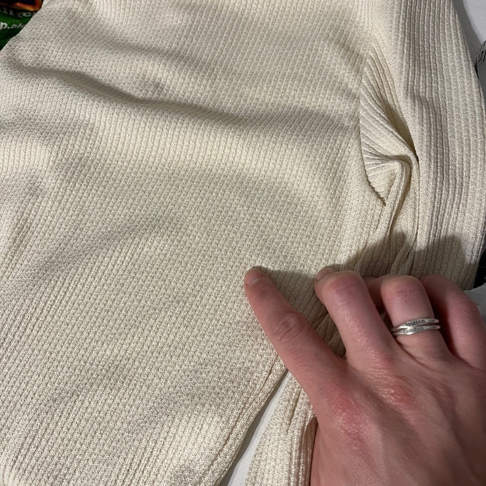 PrettyLittleThing Maternity Recycled Ribbed Polo Body Suit - Picture 7 of 7